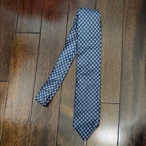 Men’s Bergdorf Goodman Blue Patterned Tie